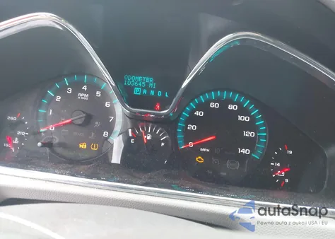 2015 Chevrolet Traverse Ls z USA, uszkodzony, nr VIN 1GNKRFKD9FJ349573